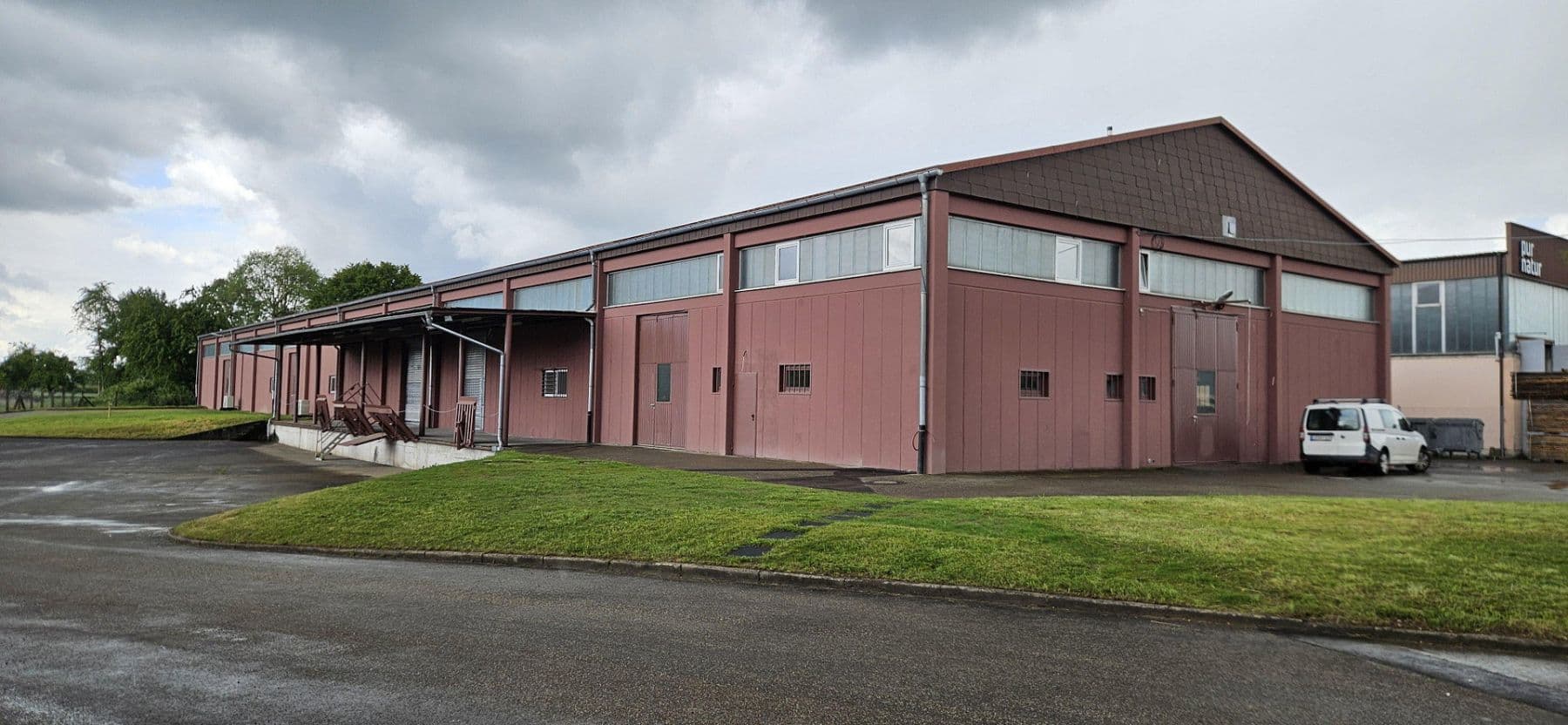 Pronájem nebytového prostoru 435 m², Hohberg, Bádensko-Württembersko Pronájem nebytového prostoru 435 m², Hohberg, Bádensko-Württembersko