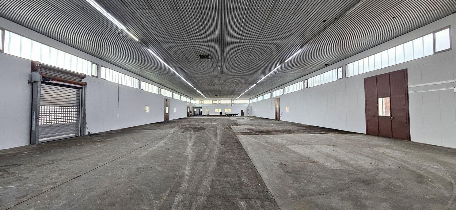 Pronájem nebytového prostoru 435 m², Hohberg, Bádensko-Württembersko Pronájem nebytového prostoru 435 m², Hohberg, Bádensko-Württembersko