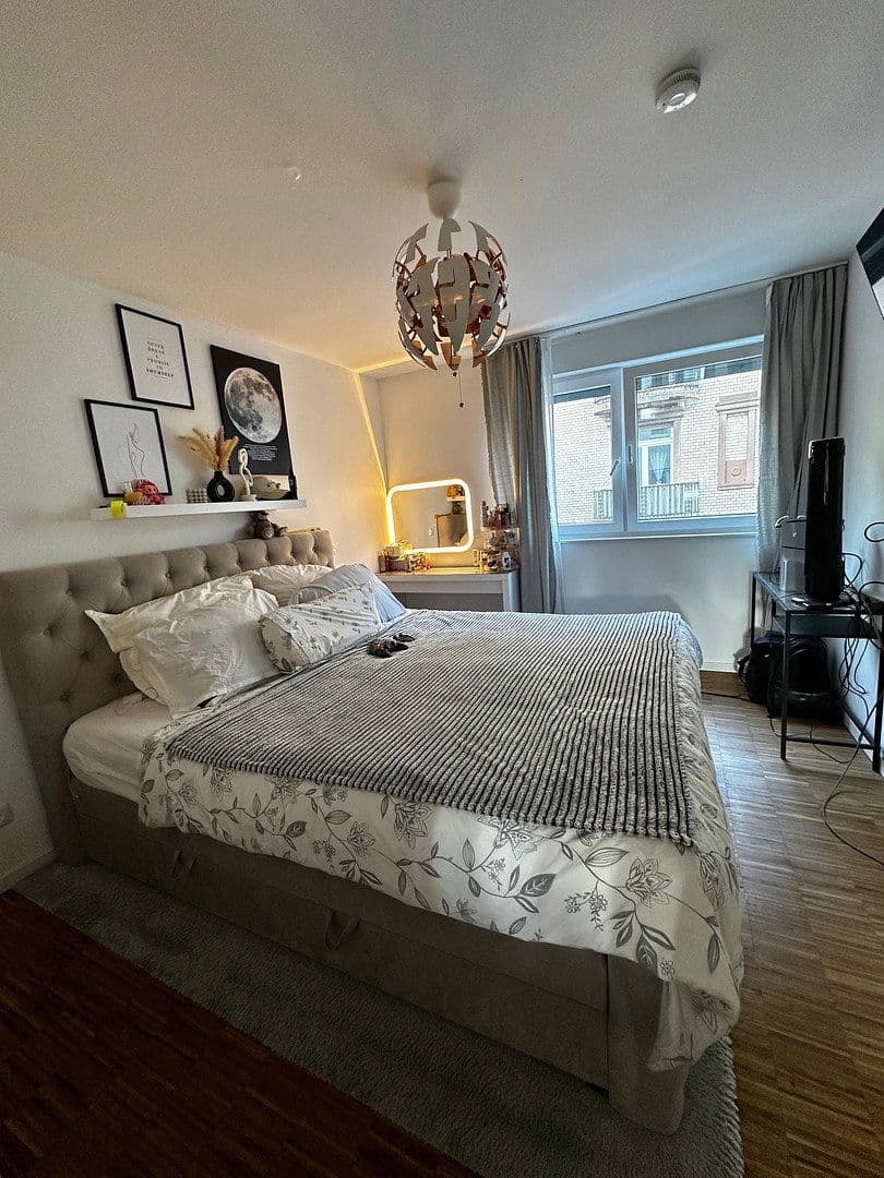 Pronájem bytu 3+1 82 m², Gärtnerstraße 39, Mannheim, Bádensko-Württembersko Pronájem bytu 3+1 82 m², Gärtnerstraße 39, Mannheim, Bádensko-Württembersko