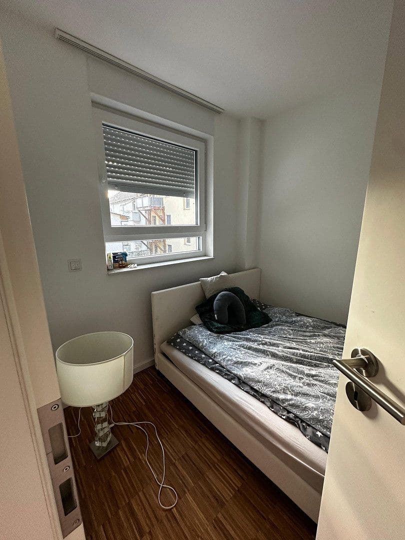 Pronájem bytu 3+1 82 m², Gärtnerstraße 39, Mannheim, Bádensko-Württembersko Pronájem bytu 3+1 82 m², Gärtnerstraße 39, Mannheim, Bádensko-Württembersko
