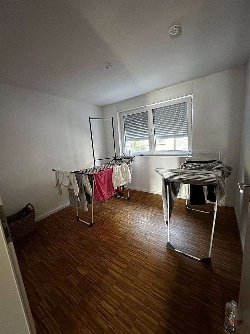 Pronájem bytu 3+1 82 m², Gärtnerstraße 39, Mannheim, Bádensko-Württembersko Pronájem bytu 3+1 82 m², Gärtnerstraße 39, Mannheim, Bádensko-Württembersko