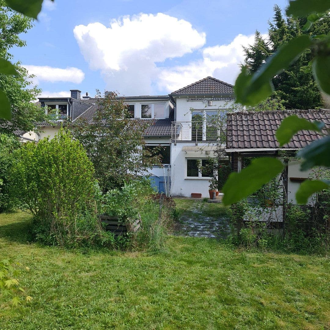 Prodej domu 193 m², pozemek 582 m², Kelzenberger Weg 35, Köln, Severní Porýní-Vestfálsko Prodej domu 193 m², pozemek 582 m², Kelzenberger Weg 35, Köln, Severní Porýní-Vestfálsko