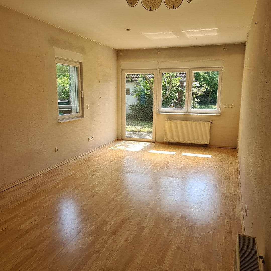 Prodej domu 193 m², pozemek 582 m², Kelzenberger Weg 35, Köln, Severní Porýní-Vestfálsko Prodej domu 193 m², pozemek 582 m², Kelzenberger Weg 35, Köln, Severní Porýní-Vestfálsko