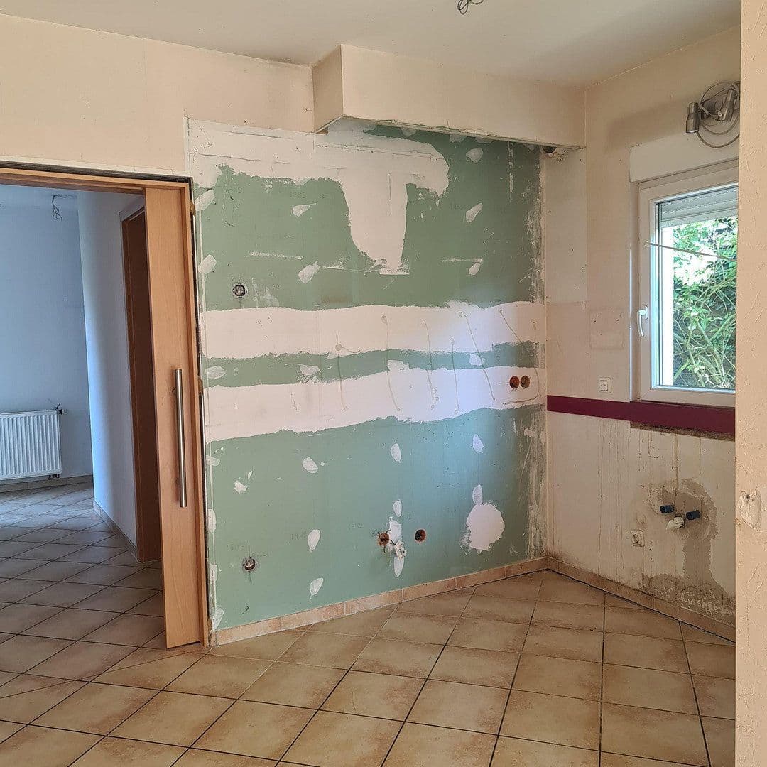 Prodej domu 193 m², pozemek 582 m², Kelzenberger Weg 35, Köln, Severní Porýní-Vestfálsko Prodej domu 193 m², pozemek 582 m², Kelzenberger Weg 35, Köln, Severní Porýní-Vestfálsko