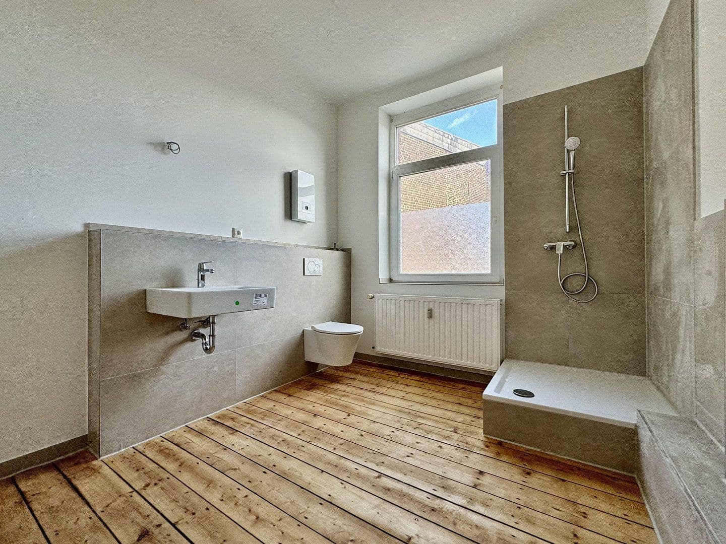 Pronájem bytu 4+1 108 m², Herzogenrath, Severní Porýní-Vestfálsko Pronájem bytu 4+1 108 m², Herzogenrath, Severní Porýní-Vestfálsko