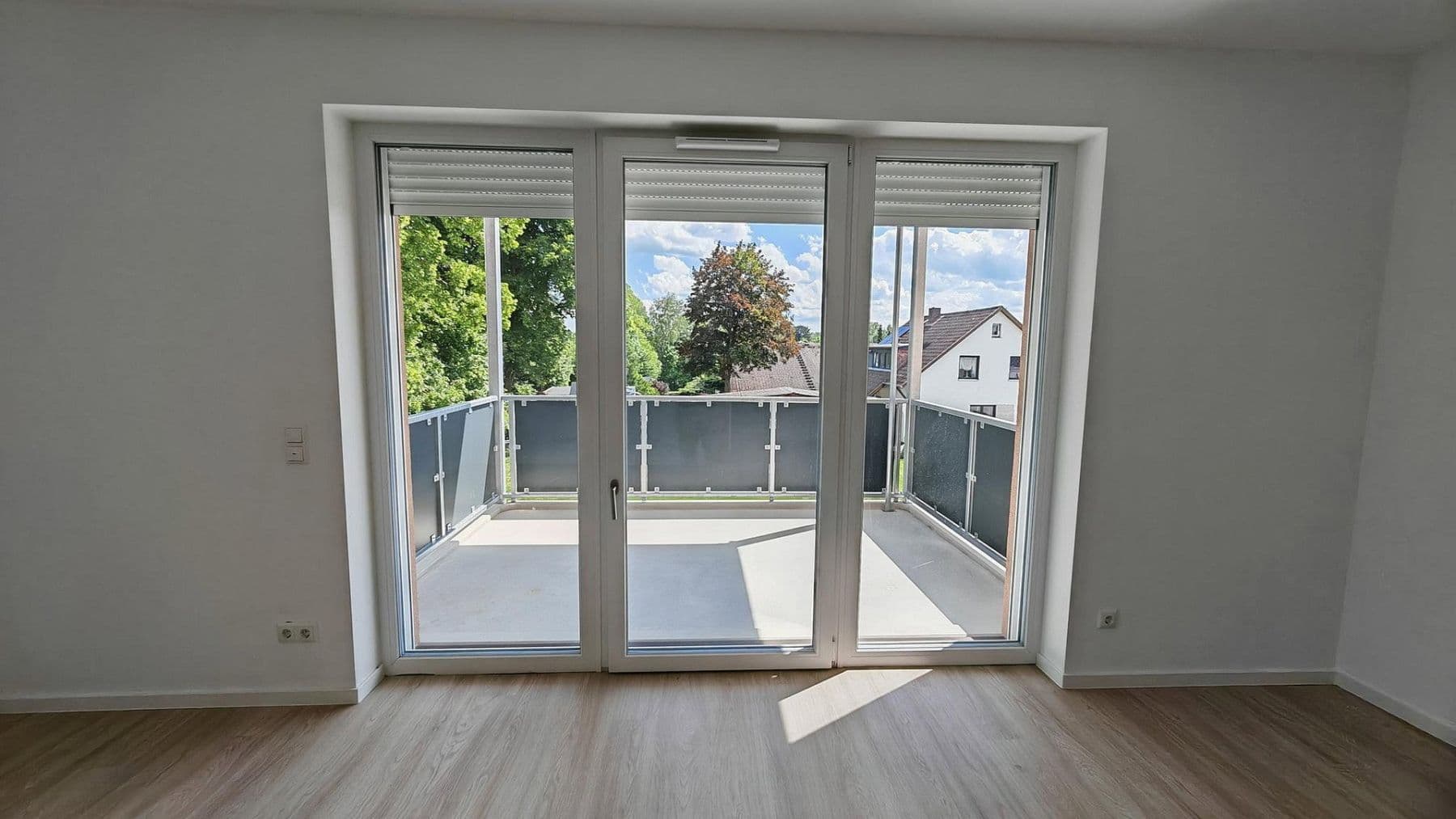 Pronájem bytu 4+1 90 m², Friedhofstraße 3, Oberkotzau, Bavorsko Pronájem bytu 4+1 90 m², Friedhofstraße 3, Oberkotzau, Bavorsko