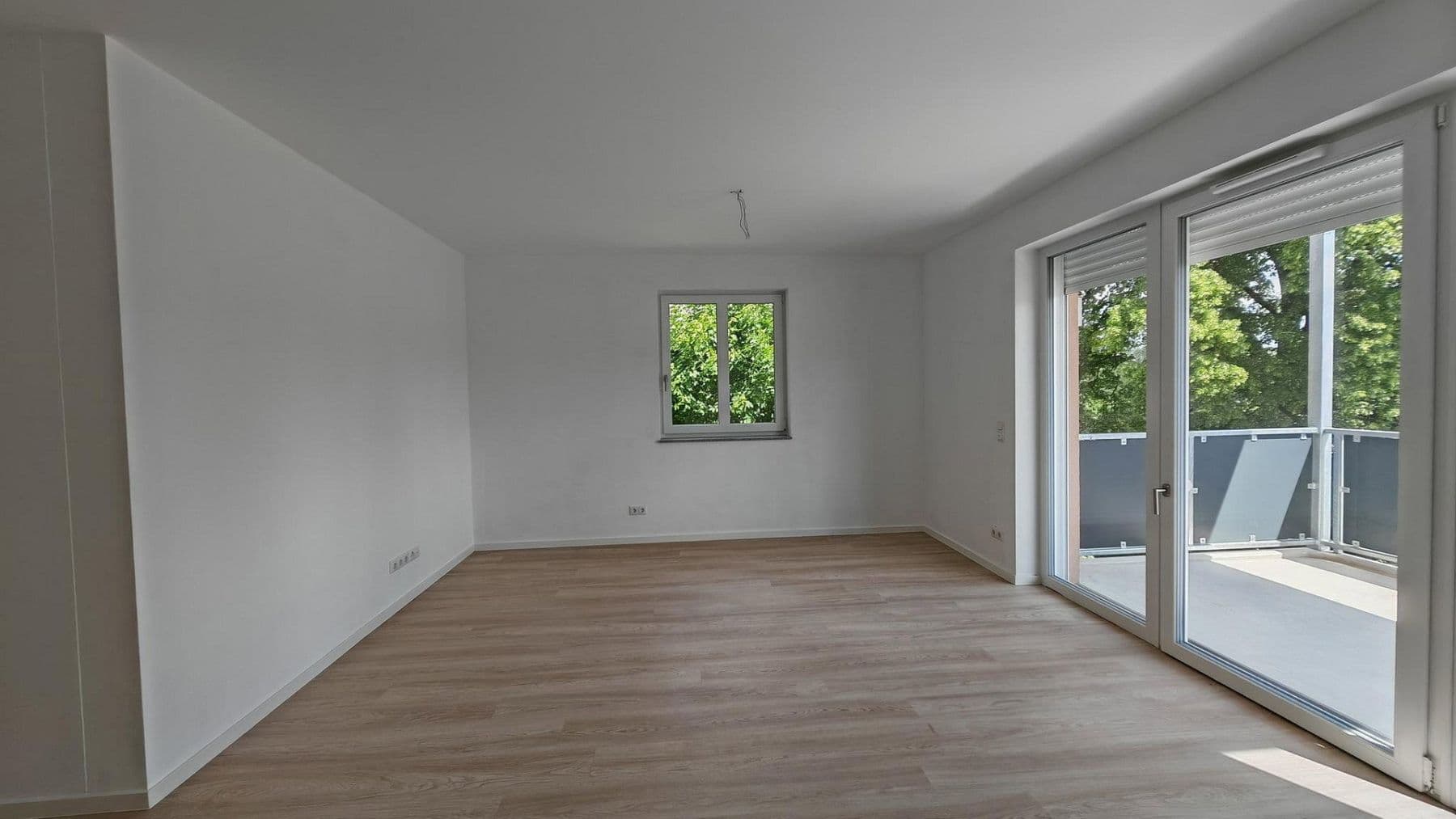 Pronájem bytu 4+1 90 m², Friedhofstraße 3, Oberkotzau, Bavorsko Pronájem bytu 4+1 90 m², Friedhofstraße 3, Oberkotzau, Bavorsko