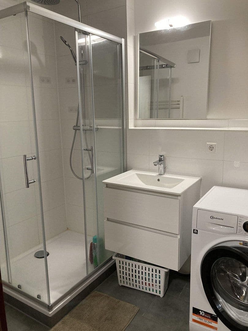 Pronájem bytu 3+kk 73 m², Oppenheimer Str. 11, Stuttgart, Bádensko-Württembersko Pronájem bytu 3+kk 73 m², Oppenheimer Str. 11, Stuttgart, Bádensko-Württembersko