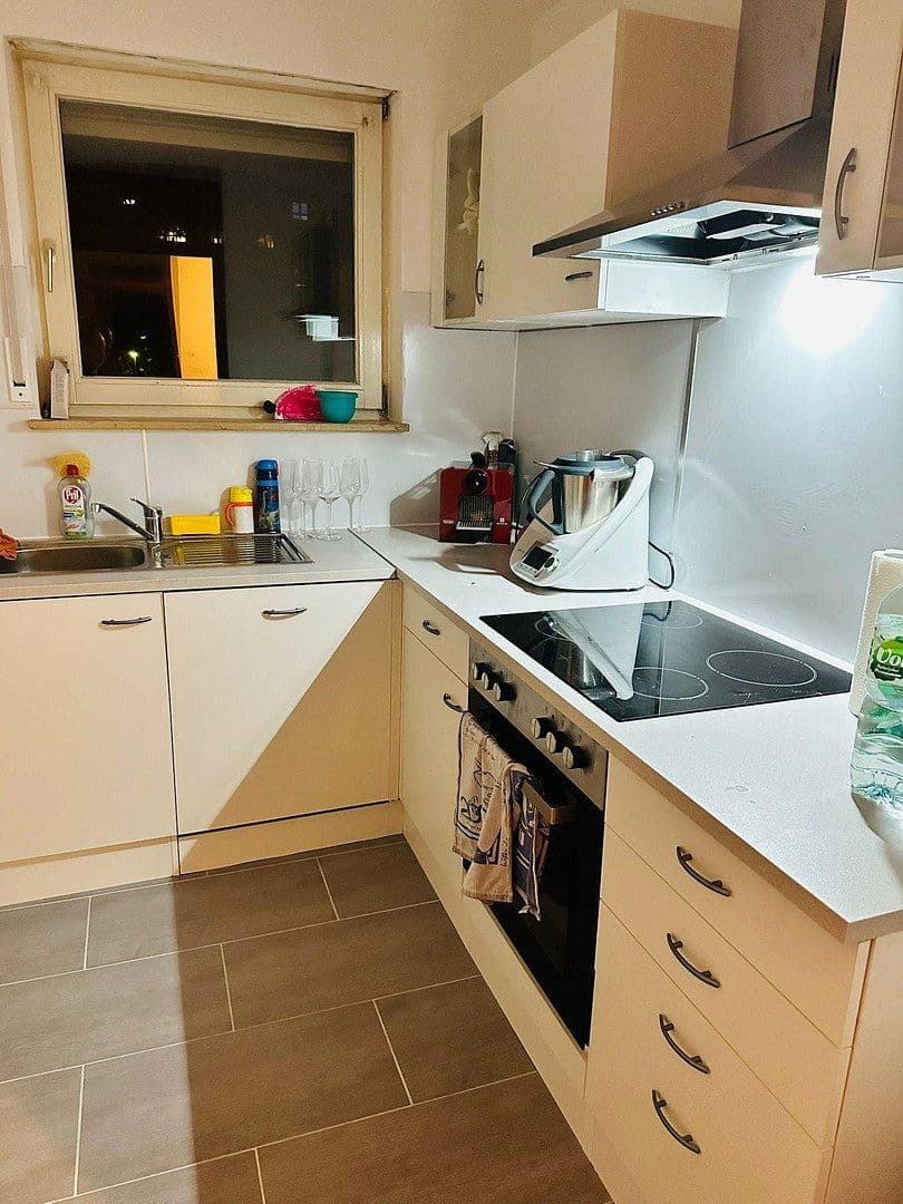 Pronájem bytu 3+kk 73 m², Oppenheimer Str. 11, Stuttgart, Bádensko-Württembersko Pronájem bytu 3+kk 73 m², Oppenheimer Str. 11, Stuttgart, Bádensko-Württembersko
