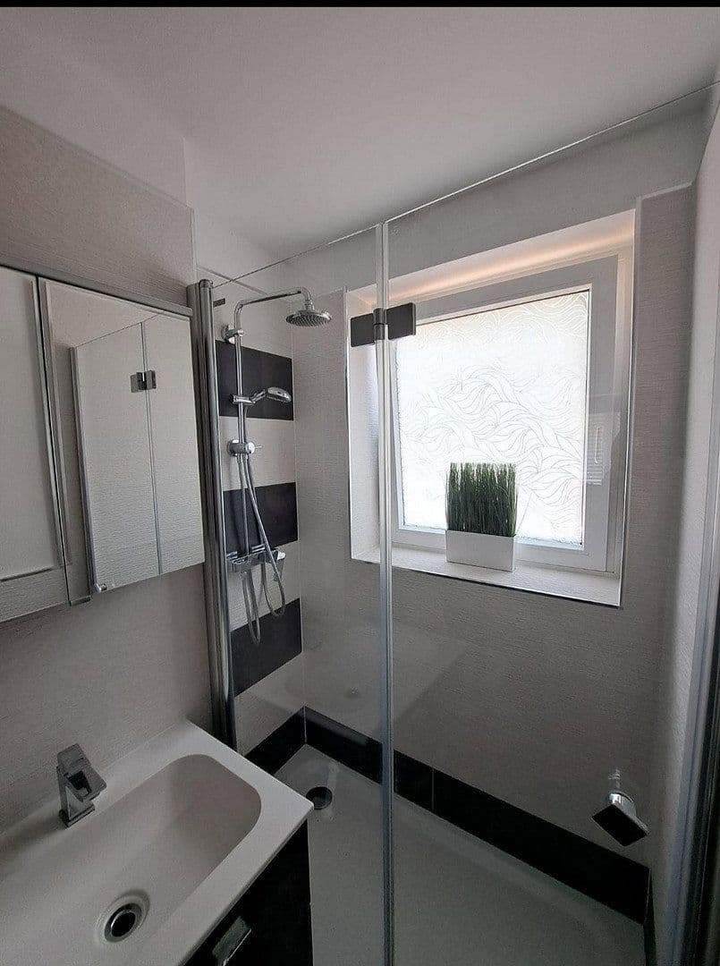 Prodej bytu 3+1 67 m², Lausanner Straße 127-131, Bremen, Bremen Prodej bytu 3+1 67 m², Lausanner Straße 127-131, Bremen, Bremen