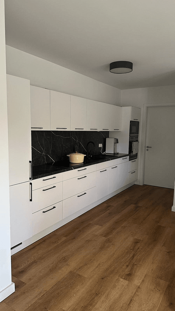Pronájem bytu 2+1 80 m², Porta Westfalica, Severní Porýní-Vestfálsko Pronájem bytu 2+1 80 m², Porta Westfalica, Severní Porýní-Vestfálsko