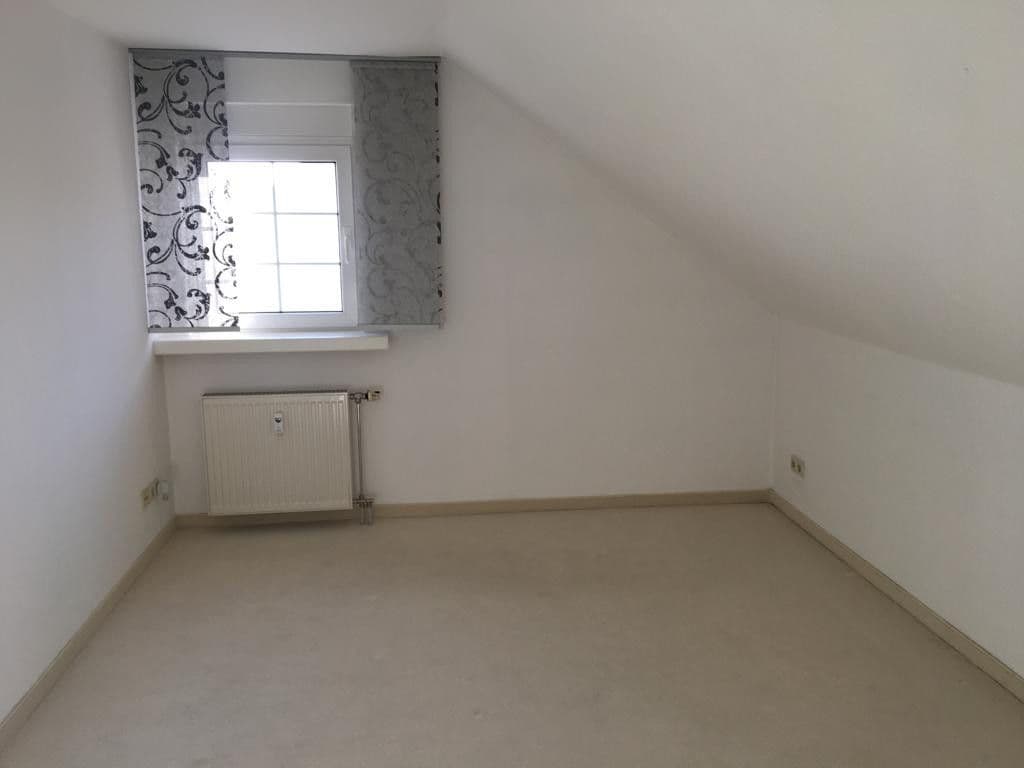 Pronájem bytu 2+1 54 m², Hauptstraße 12c, Meuselwitz, Durynsko Pronájem bytu 2+1 54 m², Hauptstraße 12c, Meuselwitz, Durynsko