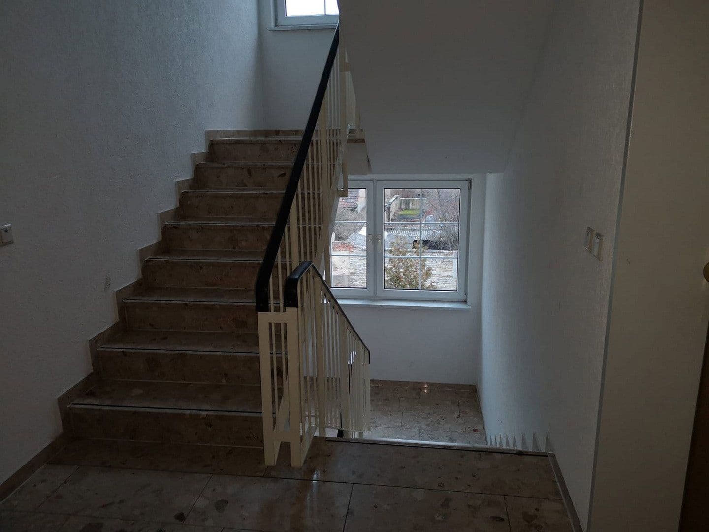 Pronájem bytu 2+1 54 m², Hauptstraße 12c, Meuselwitz, Durynsko Pronájem bytu 2+1 54 m², Hauptstraße 12c, Meuselwitz, Durynsko