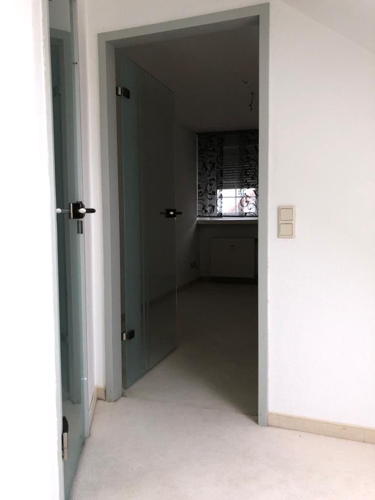 Pronájem bytu 2+1 54 m², Hauptstraße 12c, Meuselwitz, Durynsko Pronájem bytu 2+1 54 m², Hauptstraße 12c, Meuselwitz, Durynsko