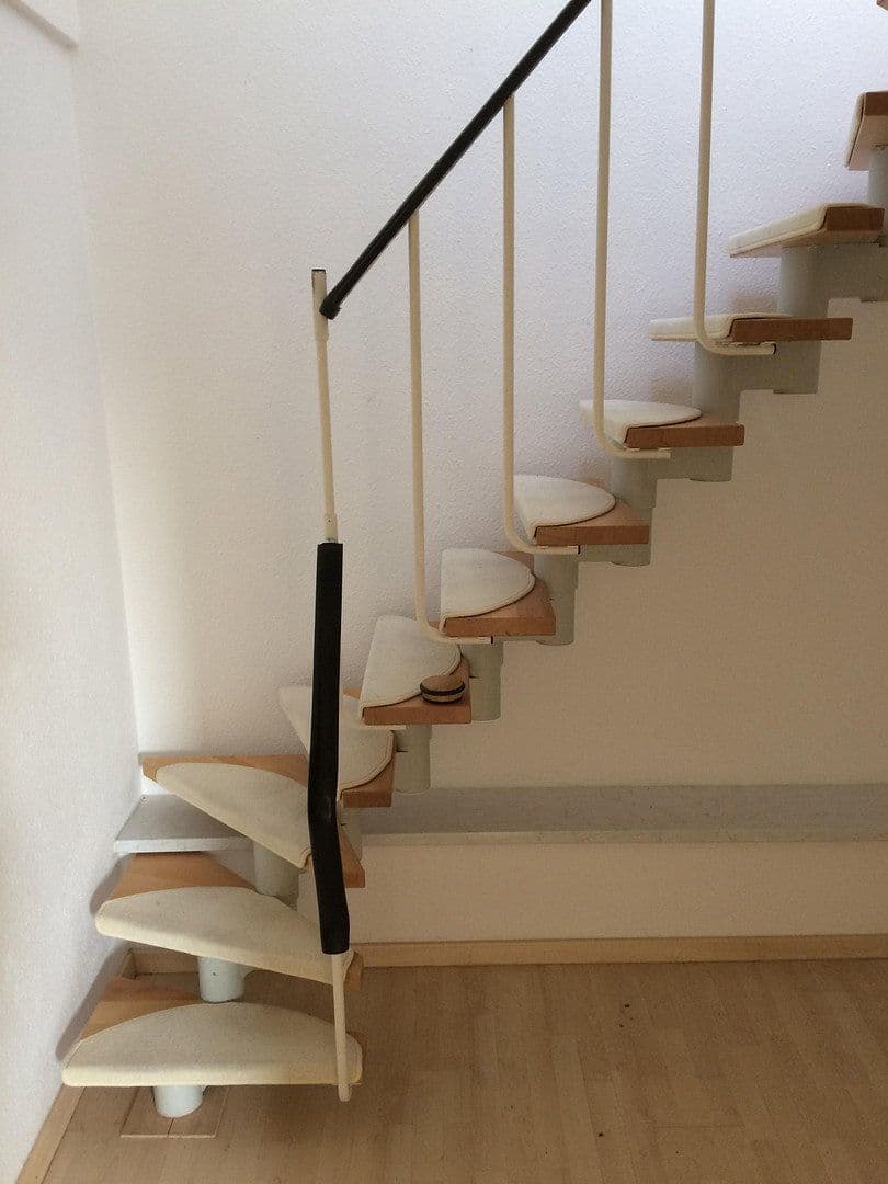 Pronájem bytu 2+1 54 m², Hauptstraße 12c, Meuselwitz, Durynsko Pronájem bytu 2+1 54 m², Hauptstraße 12c, Meuselwitz, Durynsko