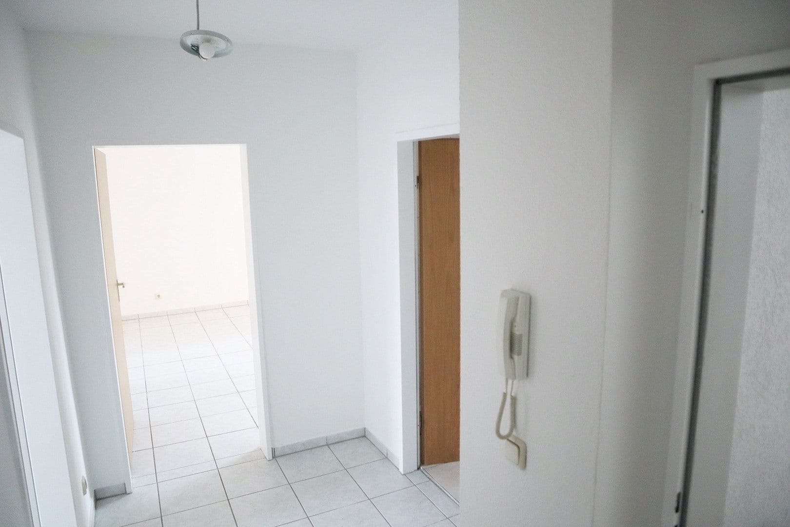 Pronájem bytu 2+kk 67 m², Köllmannstraße 7, Essen, Severní Porýní-Vestfálsko Pronájem bytu 2+kk 67 m², Köllmannstraße 7, Essen, Severní Porýní-Vestfálsko