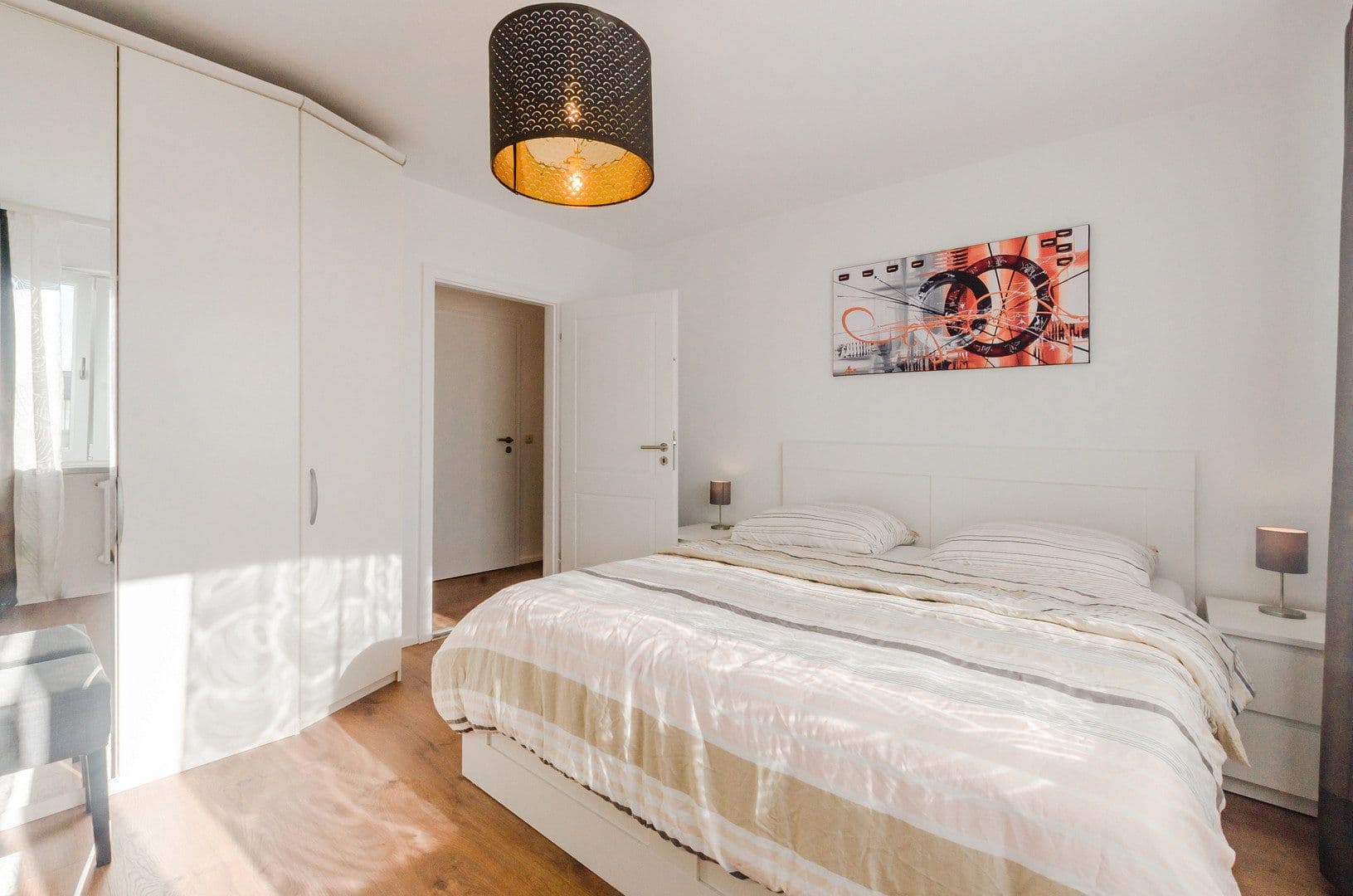 Pronájem bytu 4+1 76 m², Weissenseestr. 95, München, Bavorsko Pronájem bytu 4+1 76 m², Weissenseestr. 95, München, Bavorsko