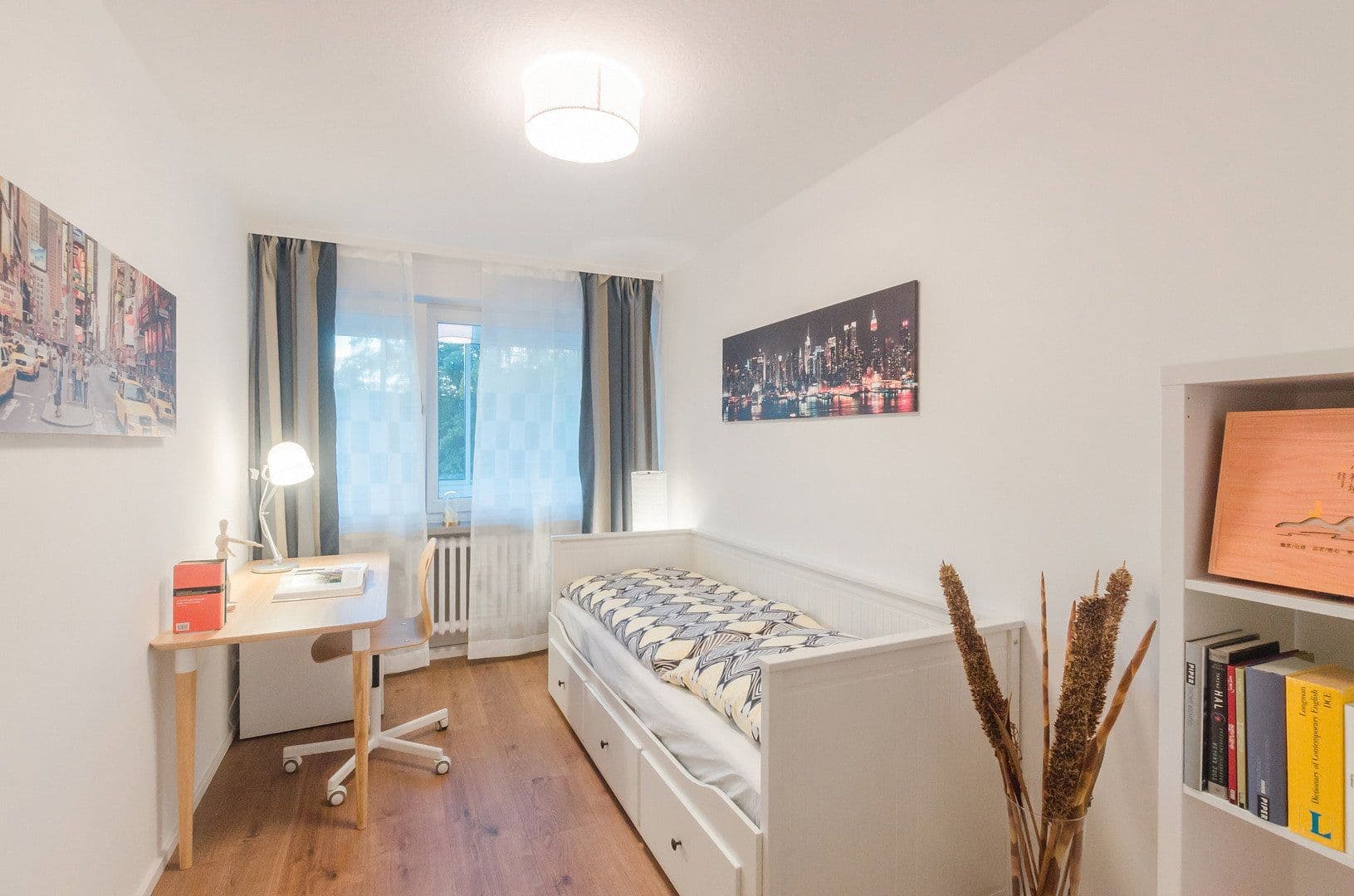 Pronájem bytu 4+1 76 m², Weissenseestr. 95, München, Bavorsko Pronájem bytu 4+1 76 m², Weissenseestr. 95, München, Bavorsko