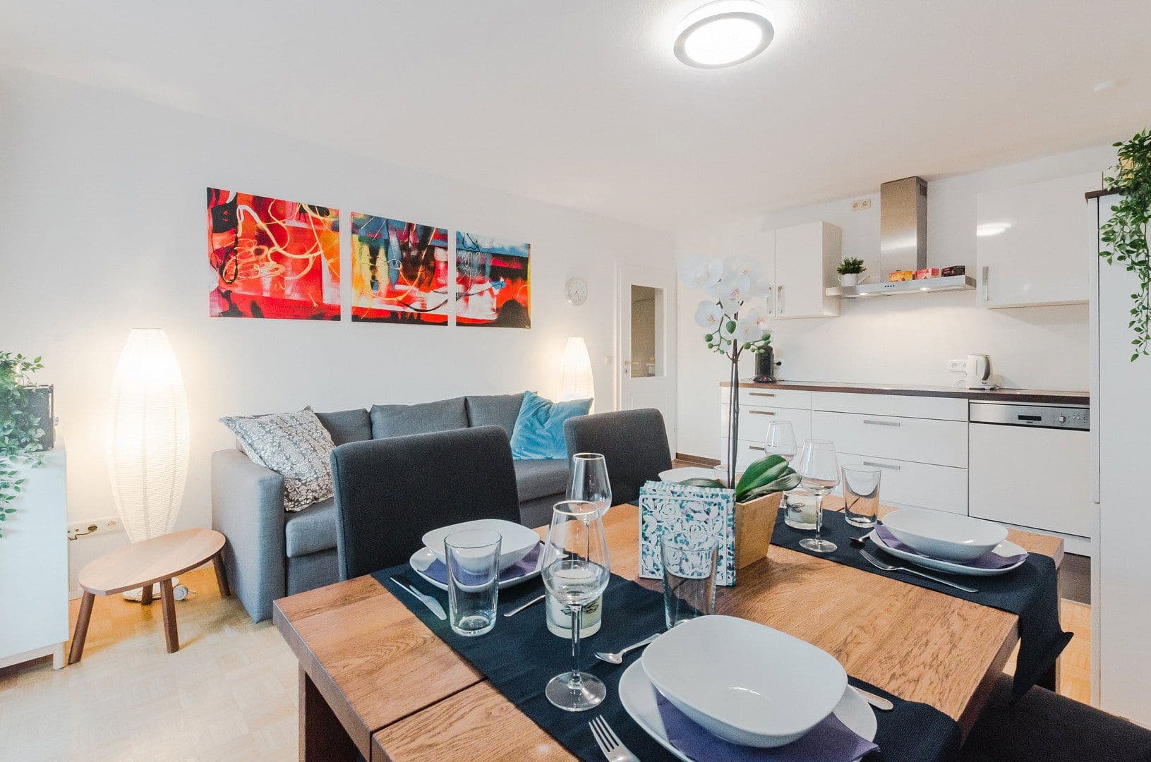 Pronájem bytu 4+1 76 m², Weissenseestr. 95, München, Bavorsko Pronájem bytu 4+1 76 m², Weissenseestr. 95, München, Bavorsko