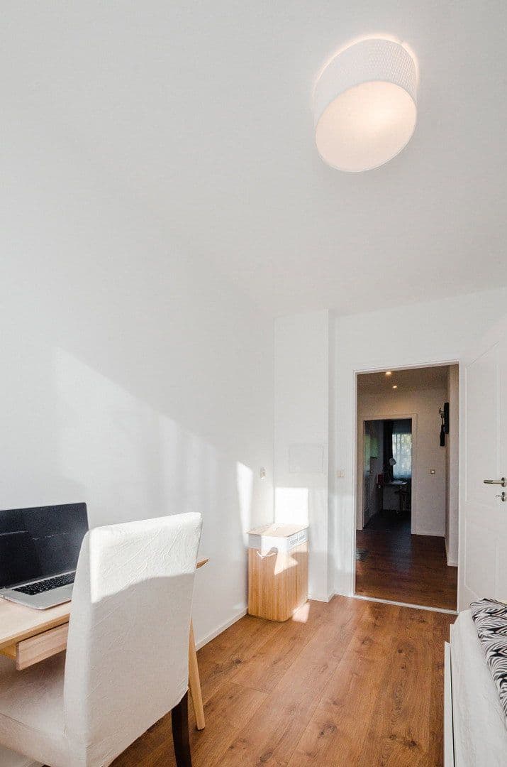 Pronájem bytu 4+1 76 m², Weissenseestr. 95, München, Bavorsko Pronájem bytu 4+1 76 m², Weissenseestr. 95, München, Bavorsko
