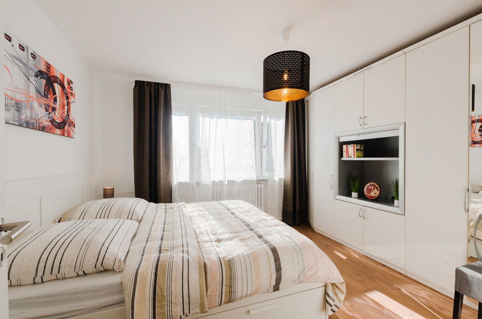 Pronájem bytu 4+1 76 m², Weissenseestr. 95, München, Bavorsko Pronájem bytu 4+1 76 m², Weissenseestr. 95, München, Bavorsko