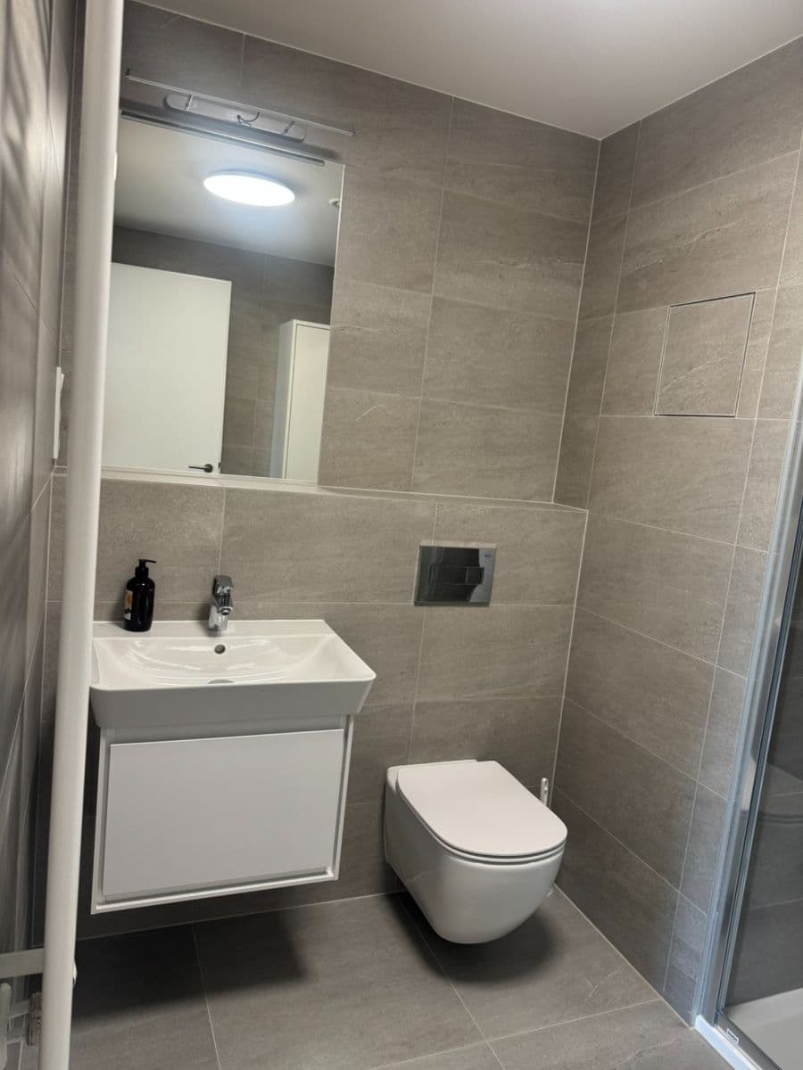 Pronájem bytu 2+kk 56 m², Hodkovická, Praha, Praha Pronájem bytu 2+kk 56 m², Hodkovická, Praha, Praha