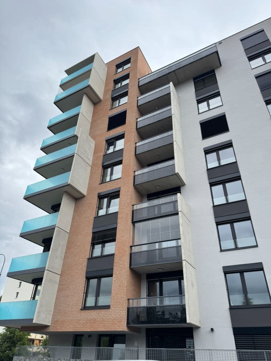 Pronájem bytu 2+kk 56 m², Hodkovická, Praha, Praha Pronájem bytu 2+kk 56 m², Hodkovická, Praha, Praha