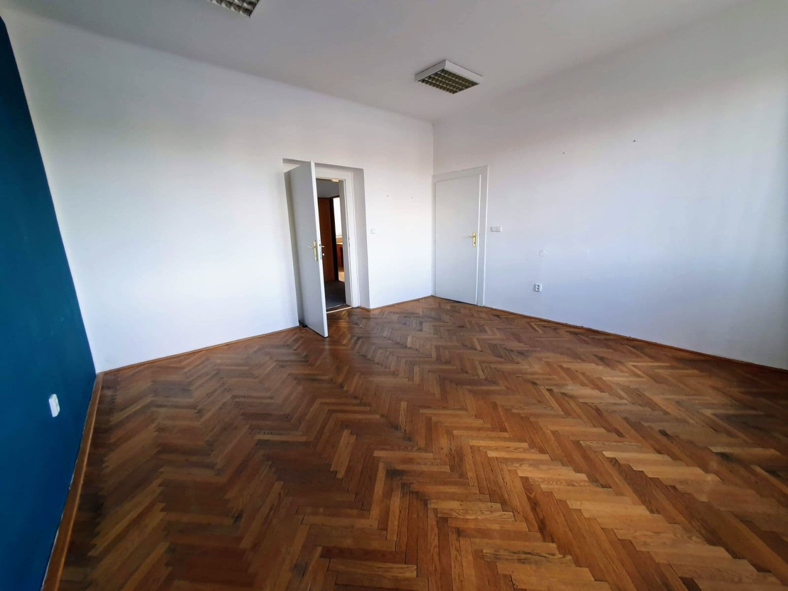 Pronájem kanceláře 30 m², U Bechyňské dráhy, Tábor, Jihočeský kraj Pronájem kanceláře 30 m², U Bechyňské dráhy, Tábor, Jihočeský kraj