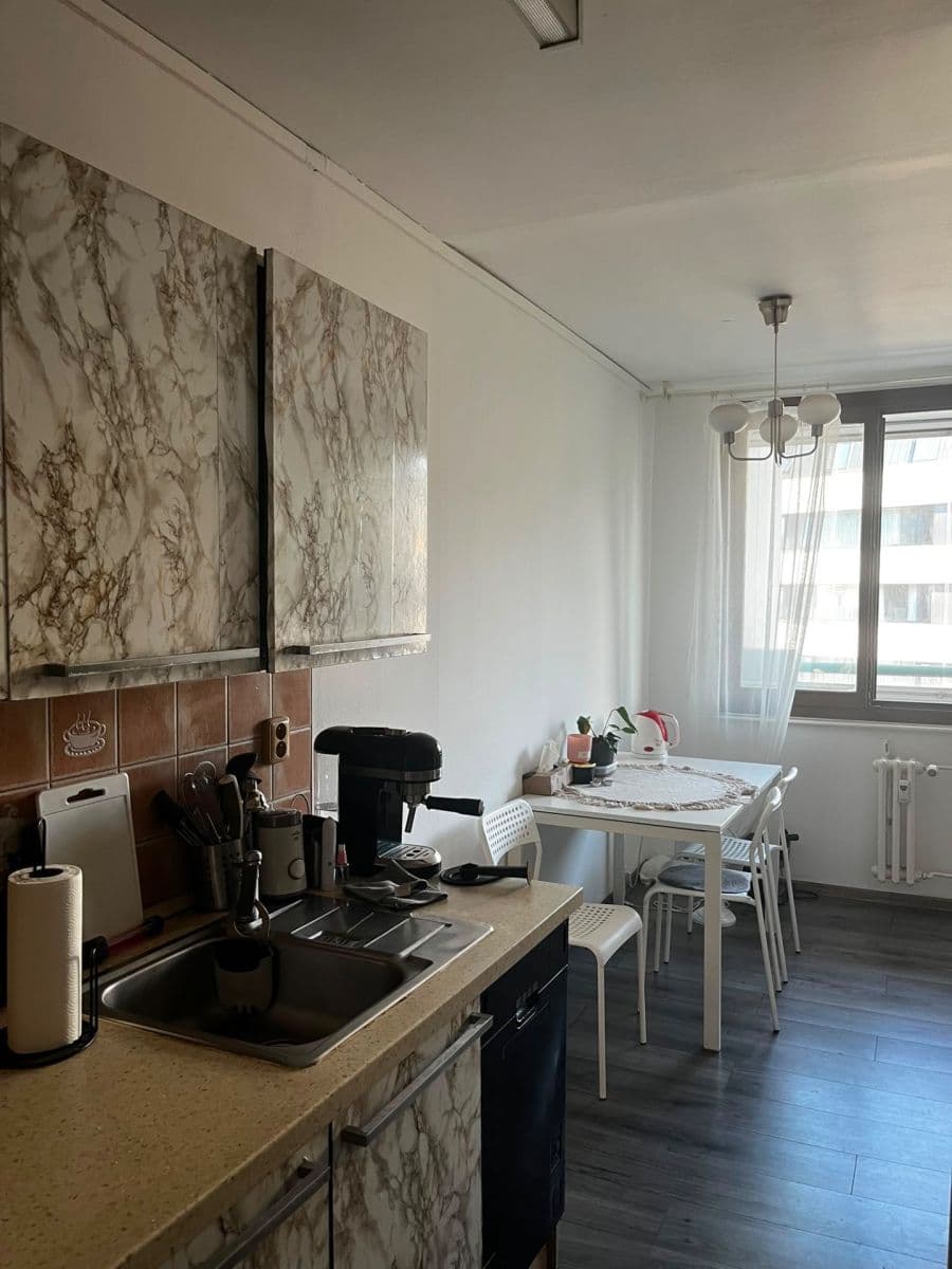 Pronájem bytu 3+1 72 m², Plzeňská, Praha, Praha Pronájem bytu 3+1 72 m², Plzeňská, Praha, Praha