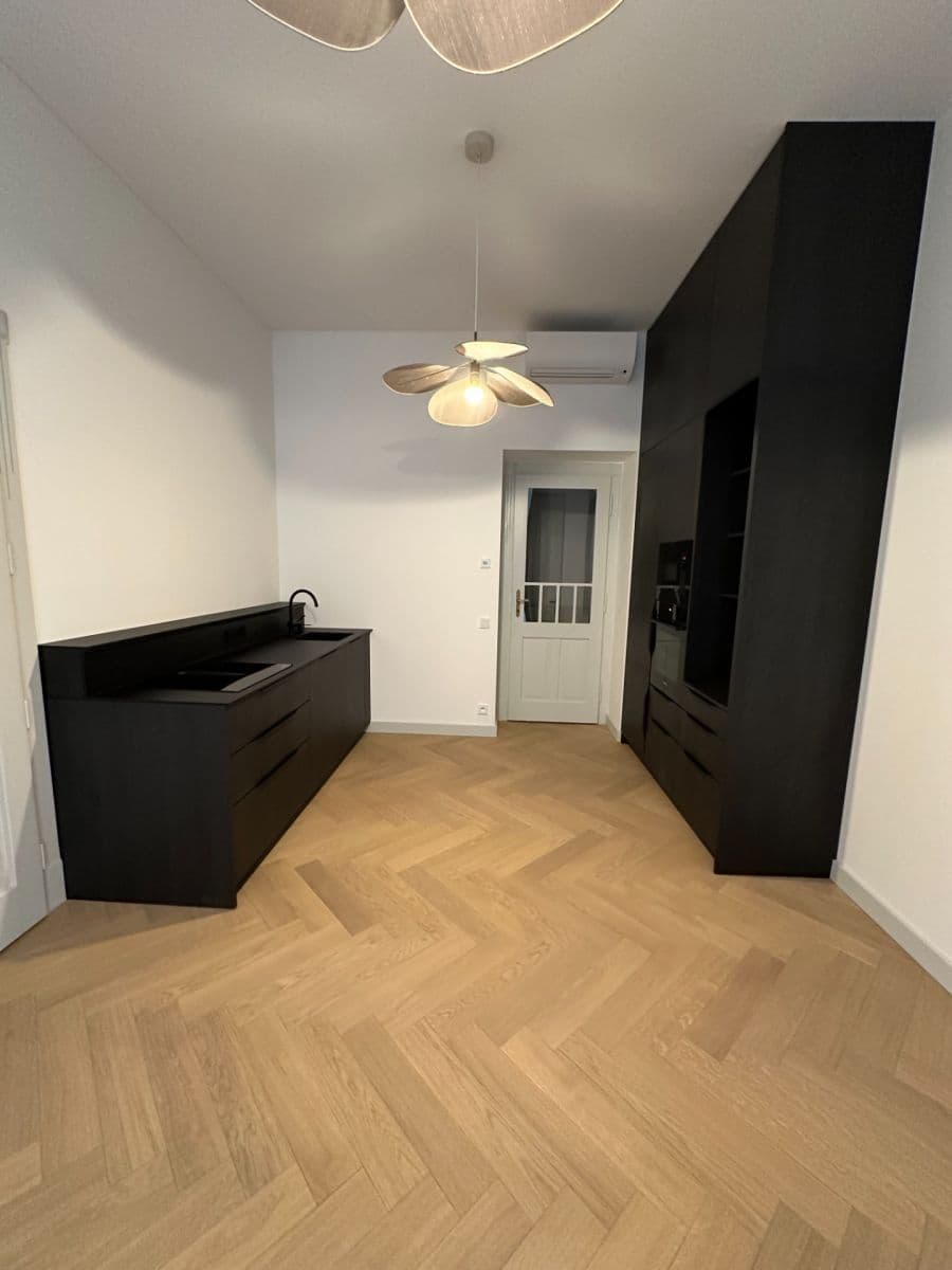 Pronájem bytu 2+kk 49 m², Mánesova, Praha, Praha Pronájem bytu 2+kk 49 m², Mánesova, Praha, Praha