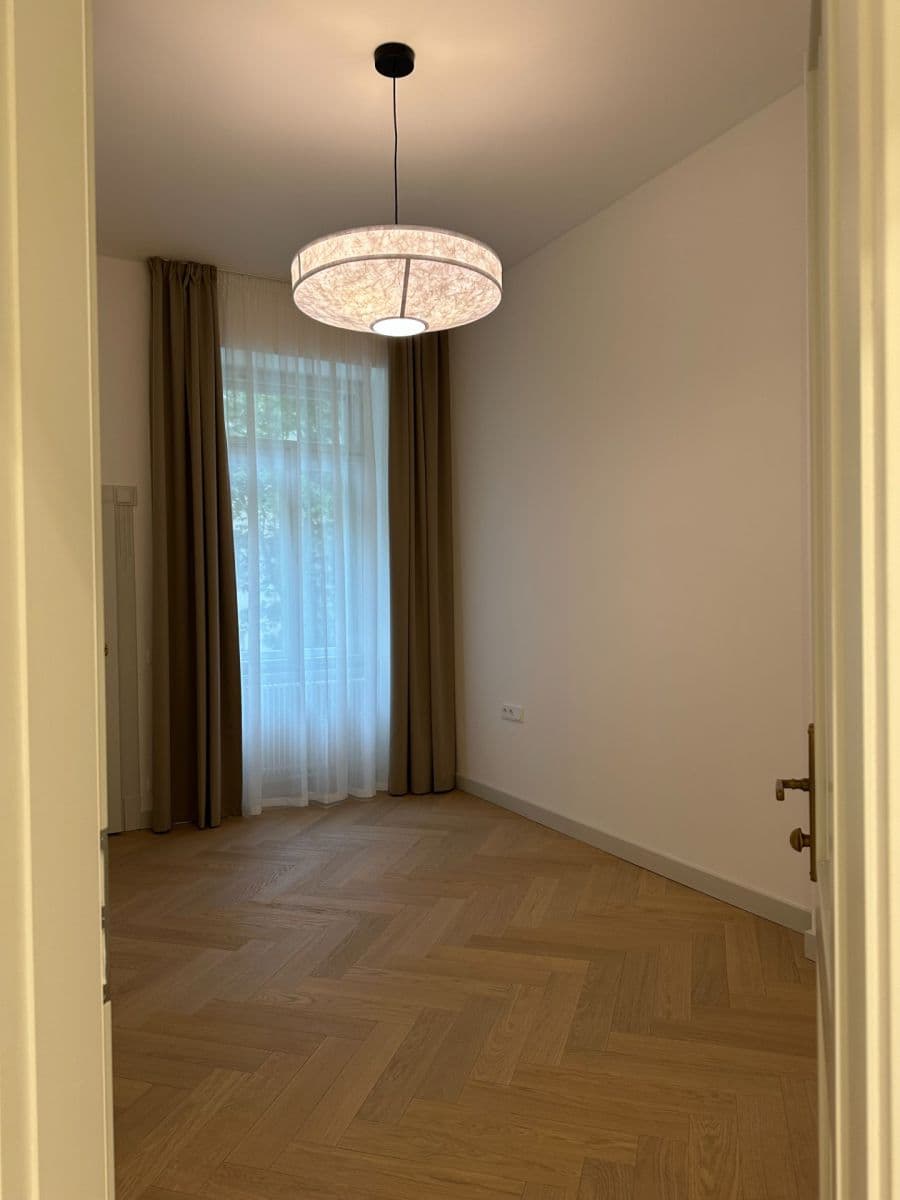 Pronájem bytu 2+kk 49 m², Mánesova, Praha, Praha Pronájem bytu 2+kk 49 m², Mánesova, Praha, Praha