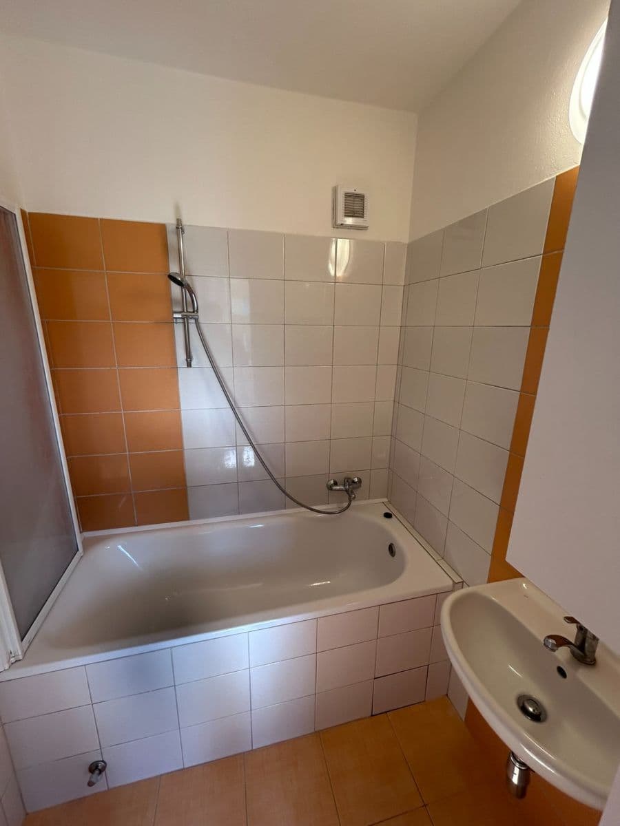 Pronájem bytu 2+1 59 m², Boskovická, Brno, Jihomoravský kraj Pronájem bytu 2+1 59 m², Boskovická, Brno, Jihomoravský kraj