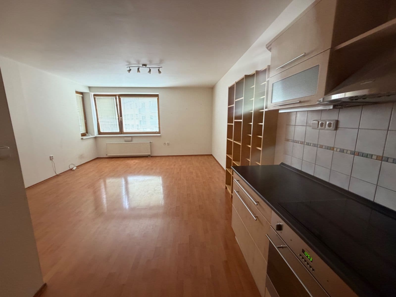 Pronájem bytu 1+1 45 m², Mojmírova, Praha, Praha Pronájem bytu 1+1 45 m², Mojmírova, Praha, Praha