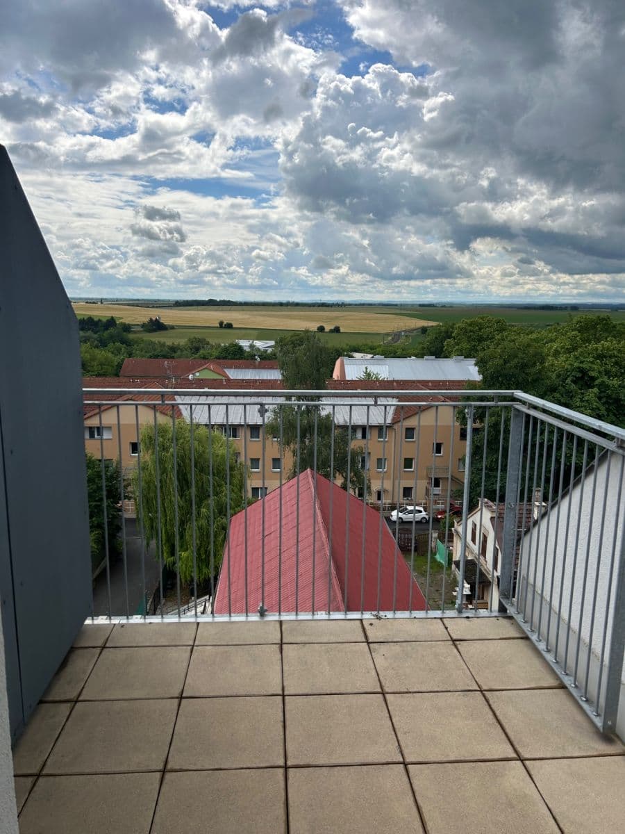 Pronájem bytu 3+kk 95 m², Zátopkova, Milovice, Středočeský kraj Pronájem bytu 3+kk 95 m², Zátopkova, Milovice, Středočeský kraj