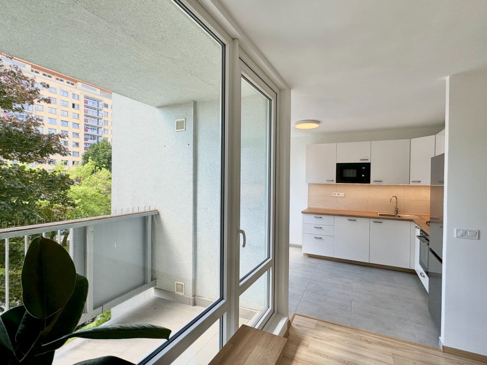 Pronájem bytu 2+1 64 m², Frýdlantská, Praha, Praha Pronájem bytu 2+1 64 m², Frýdlantská, Praha, Praha