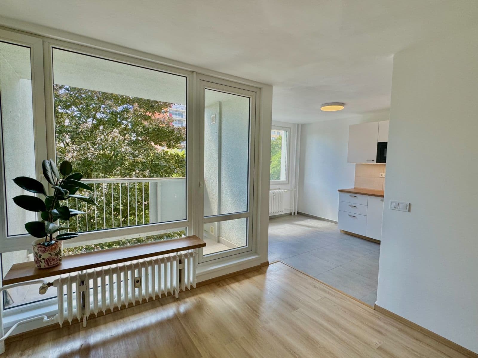 Pronájem bytu 2+1 64 m², Frýdlantská, Praha, Praha Pronájem bytu 2+1 64 m², Frýdlantská, Praha, Praha