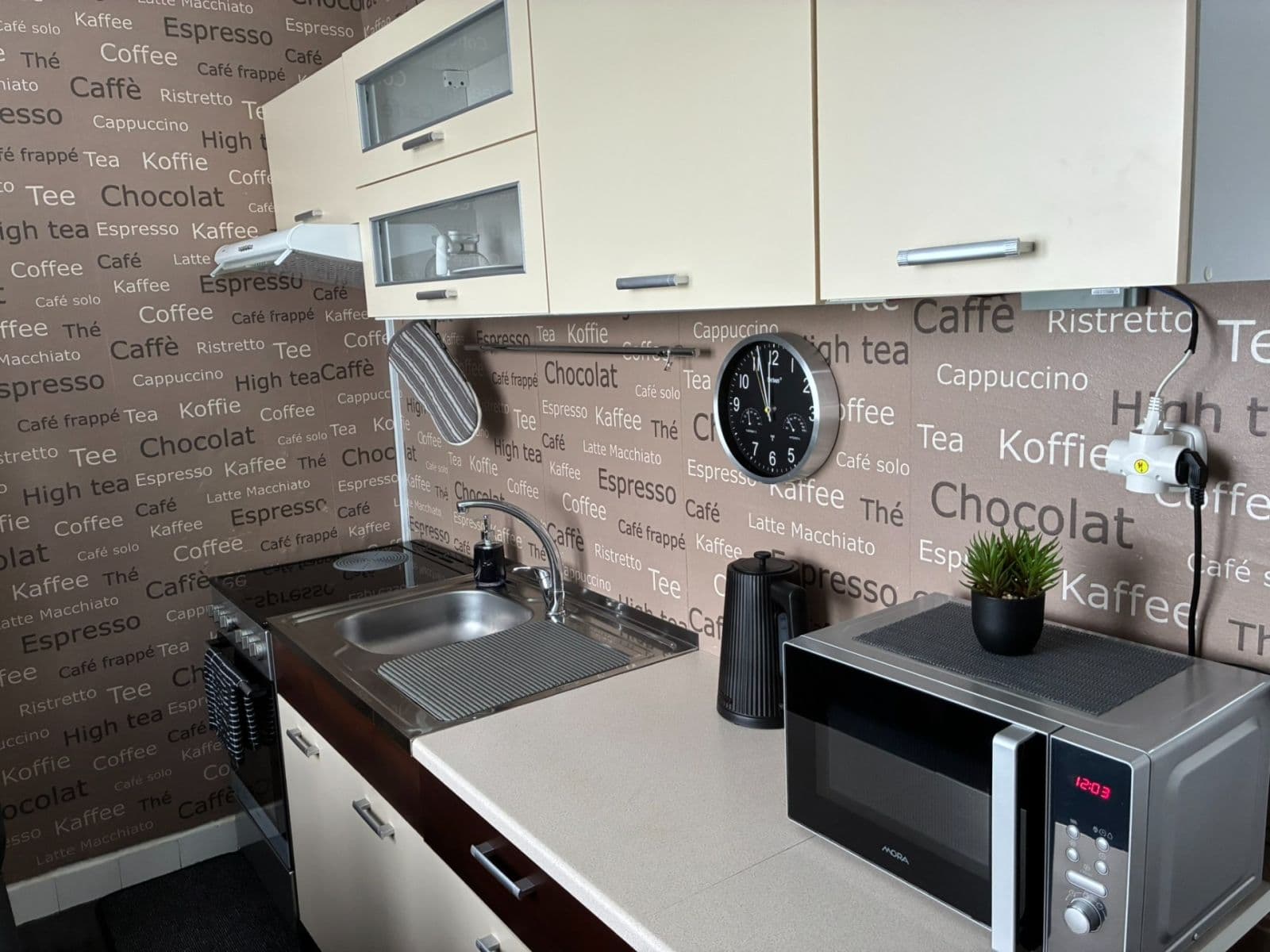 Prodej bytu 2+1 58 m², J. Bánika, Zvolen, Banskobystrický kraj Prodej bytu 2+1 58 m², J. Bánika, Zvolen, Banskobystrický kraj