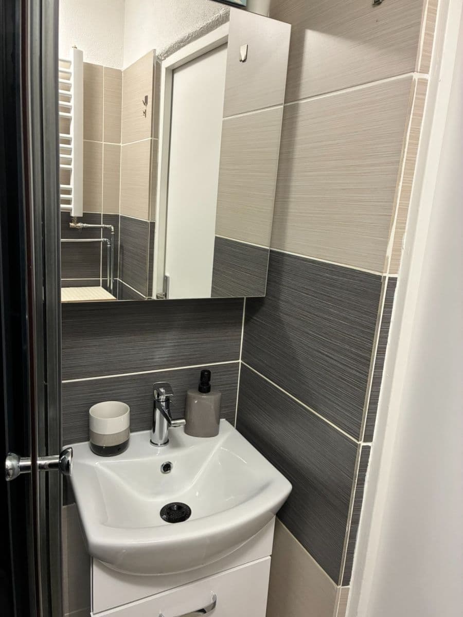 Prodej bytu 2+1 58 m², J. Bánika, Zvolen, Banskobystrický kraj Prodej bytu 2+1 58 m², J. Bánika, Zvolen, Banskobystrický kraj