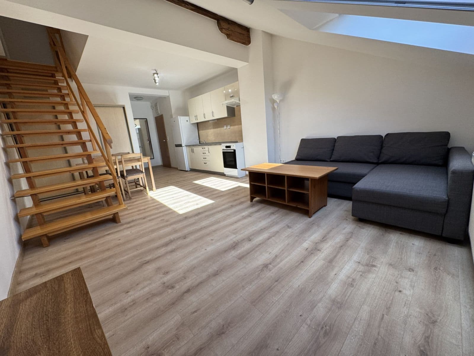Pronájem bytu 2+kk 52 m², Štefánikova, Praha, Praha Pronájem bytu 2+kk 52 m², Štefánikova, Praha, Praha