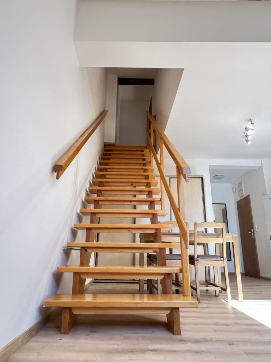 Pronájem bytu 2+kk 52 m², Štefánikova, Praha, Praha Pronájem bytu 2+kk 52 m², Štefánikova, Praha, Praha