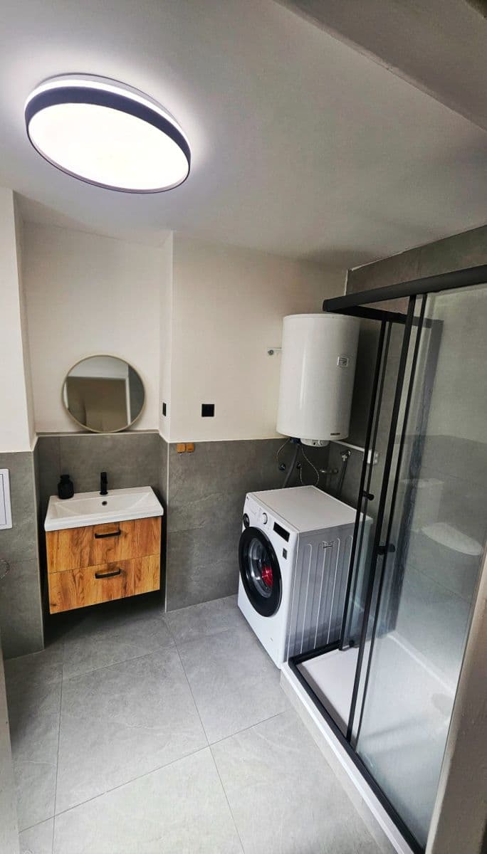 Prodej bytu 2+1 52 m², Karla Čapka, Kopřivnice, Moravskoslezský kraj Prodej bytu 2+1 52 m², Karla Čapka, Kopřivnice, Moravskoslezský kraj