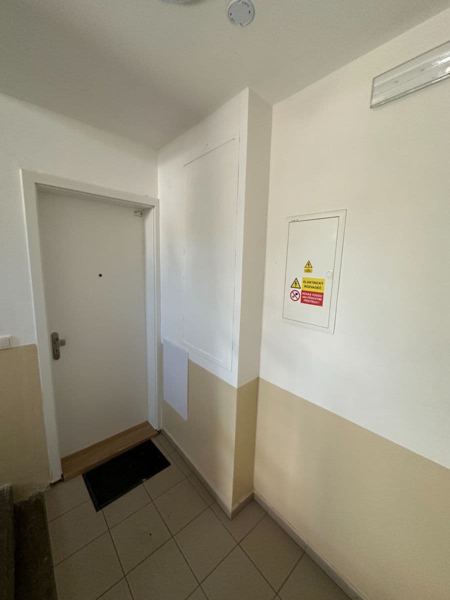 Prodej bytu 2+kk 37 m², Jana Palacha, Kralupy nad Vltavou, Středočeský kraj Prodej bytu 2+kk 37 m², Jana Palacha, Kralupy nad Vltavou, Středočeský kraj