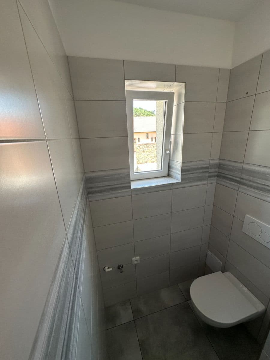 Prodej bytu 2+kk 37 m², Jana Palacha, Kralupy nad Vltavou, Středočeský kraj Prodej bytu 2+kk 37 m², Jana Palacha, Kralupy nad Vltavou, Středočeský kraj