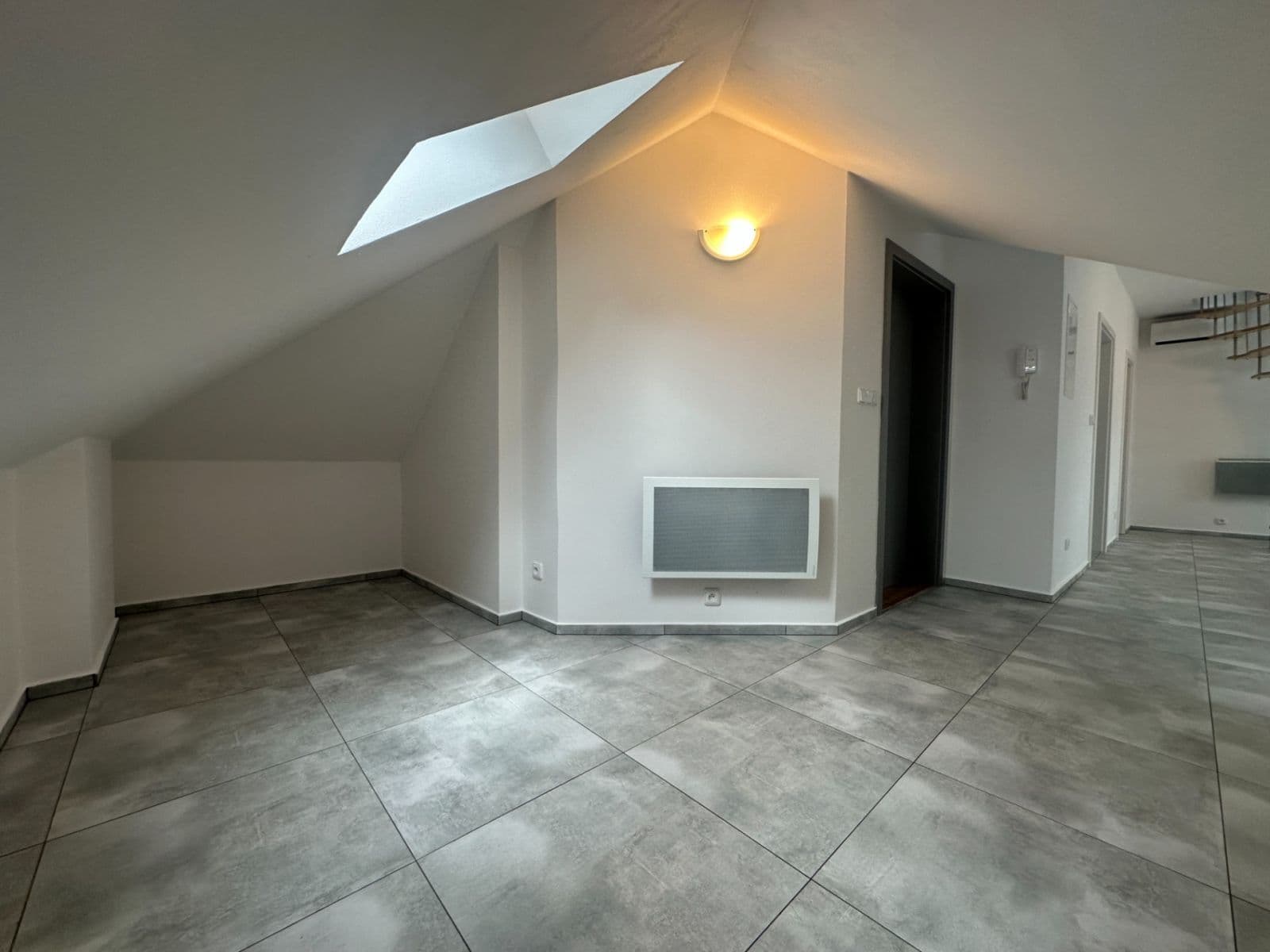 Prodej bytu 3+kk 77 m², Jana Palacha, Kralupy nad Vltavou, Středočeský kraj Prodej bytu 3+kk 77 m², Jana Palacha, Kralupy nad Vltavou, Středočeský kraj
