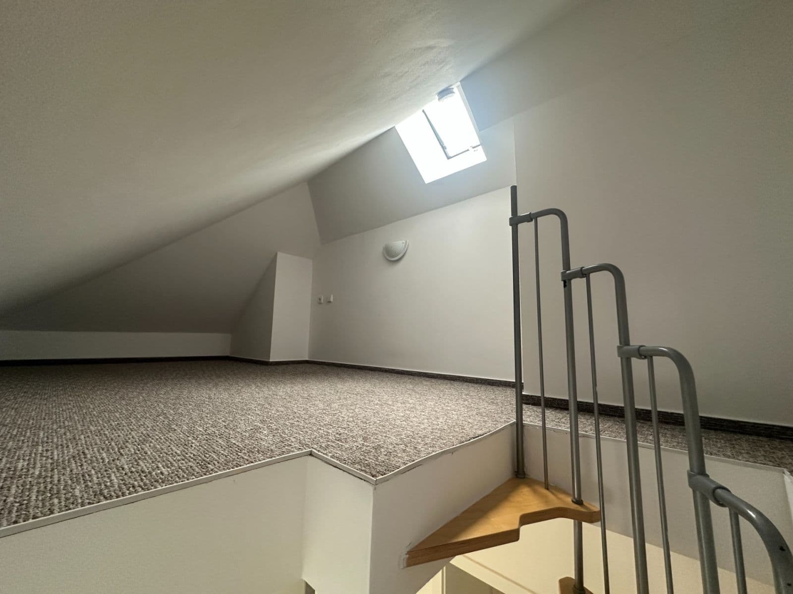 Prodej bytu 3+kk 77 m², Jana Palacha, Kralupy nad Vltavou, Středočeský kraj Prodej bytu 3+kk 77 m², Jana Palacha, Kralupy nad Vltavou, Středočeský kraj
