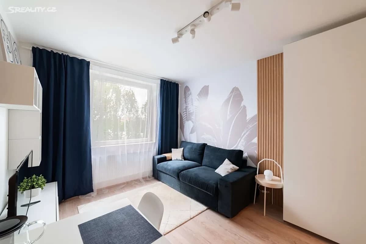 Pronájem bytu 1+kk 18 m², Kubánské náměstí, Praha, Praha Pronájem bytu 1+kk 18 m², Kubánské náměstí, Praha, Praha