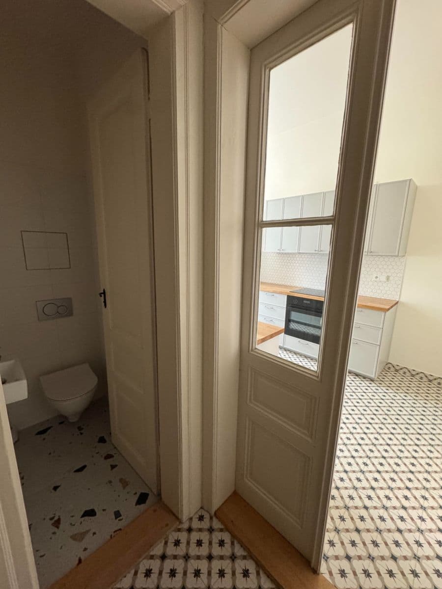 Pronájem bytu 2+1 58 m², Roháčova, Praha, Praha Pronájem bytu 2+1 58 m², Roháčova, Praha, Praha