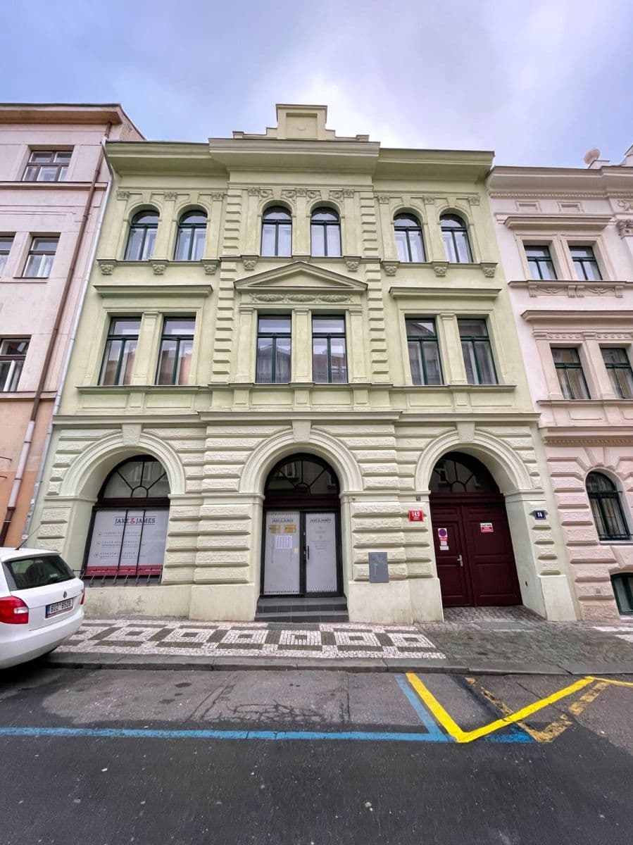 Pronájem bytu 2+1 58 m², Roháčova, Praha, Praha Pronájem bytu 2+1 58 m², Roháčova, Praha, Praha