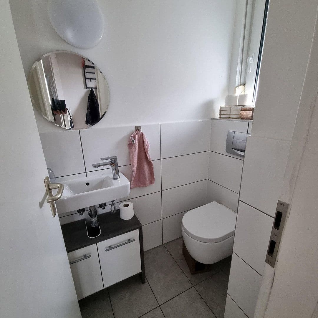 Prodej domu 120 m², pozemek 250 m², Märkische Strasse 39, Woltersdorf, Braniborsko Prodej domu 120 m², pozemek 250 m², Märkische Strasse 39, Woltersdorf, Braniborsko