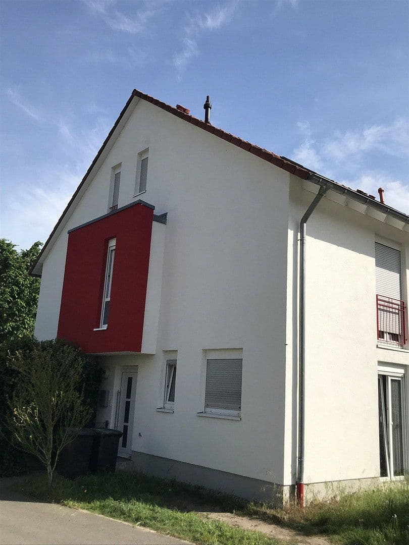 Prodej domu 120 m², pozemek 250 m², Märkische Strasse 39, Woltersdorf, Braniborsko Prodej domu 120 m², pozemek 250 m², Märkische Strasse 39, Woltersdorf, Braniborsko